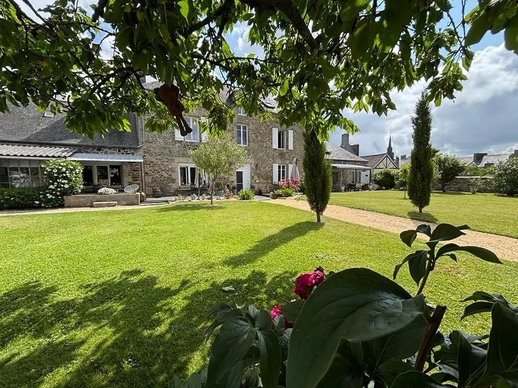La Menardiere 